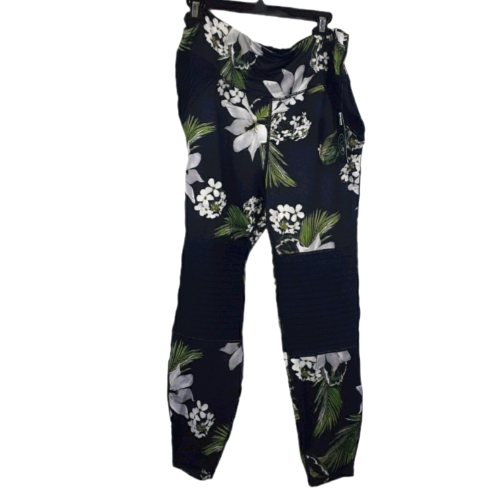2LIV Womens Plus Size 2X Black Floral Fitness Workout Legging Pants